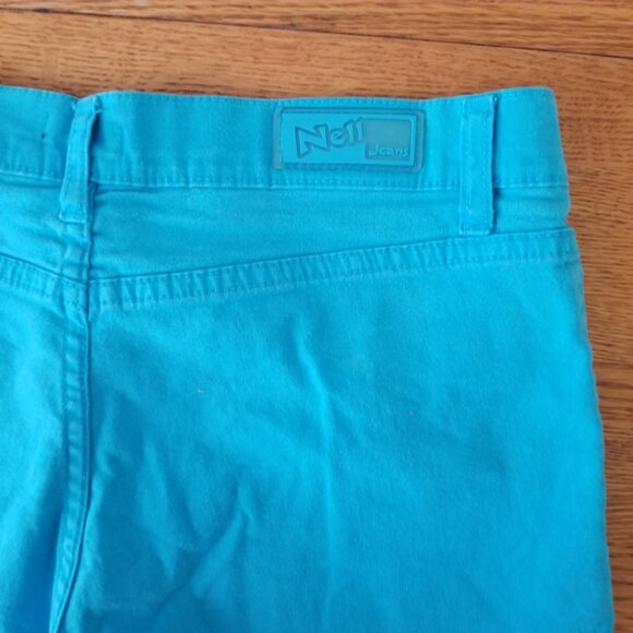Nell Jeans Stretchy Shorts w/Button & Zipper Closure & Front Snap-close Pockets - Picture 7 of 10